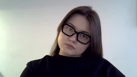 Snapshot of shynesssi chatting on 03/05/25, 08:21 shynesssi online show from 03/05/25, 08:21