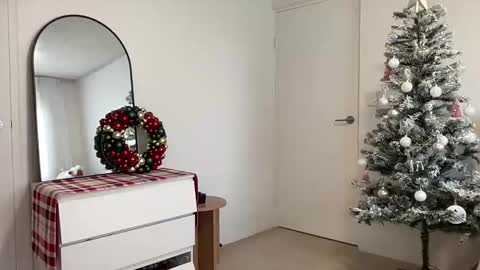 Sasha online show from 12/19/24, 07:51