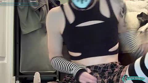 shystripedfemboy online show from 01/10/26, 04:53