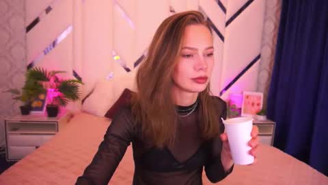 shyysiren online show from 11/16/25, 03:06