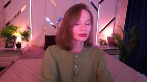 shyysiren online show from 12/22/25, 08:44