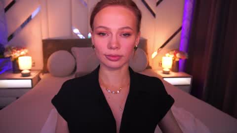 Snapshot of shyysiren chatting on 06/22/26, 07:27 shyysiren online show from 06/22/26, 07:27