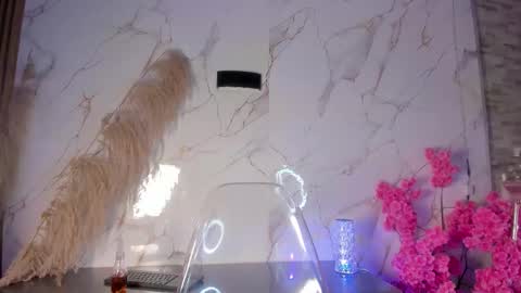 . online show from 02/04/26, 01:11