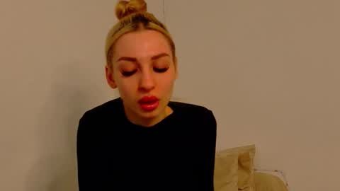 Anastasia online show from 01/12/26, 05:45