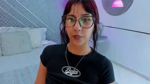 Sia online show from 11/07/25, 08:53