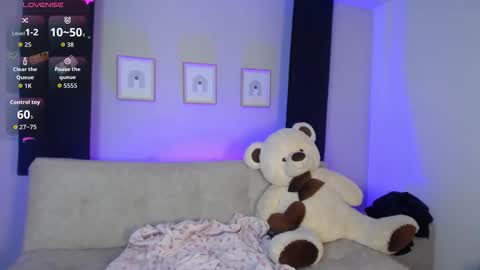 Sia online show from 11/20/25, 11:48