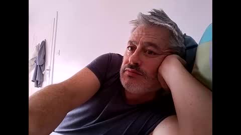 sibemolx online show from 10/15/25, 01:44