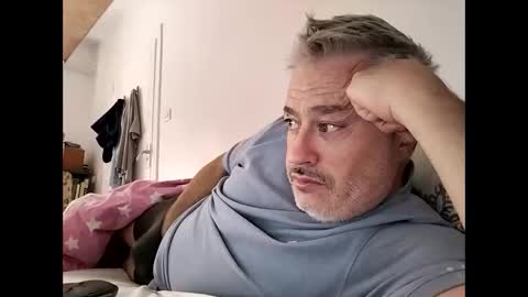 sibemolx online show from 10/19/25, 02:07