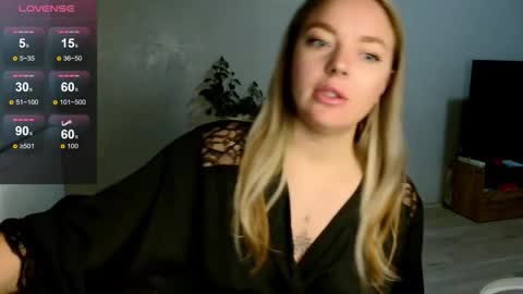 Eva online show from 10/27/25, 12:58