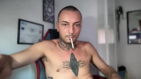 sidvicious23cm online show from 09/11/25, 04:51