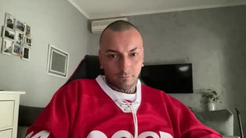 sidvicious23cm online show from 10/27/25, 10:19