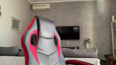 sidvicious23cm online show from 10/28/25, 10:52