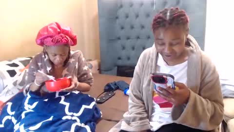 Snapshot of sieannabrown chatting on 06/03/26, 10:29 sieannabrown online show from 06/03/26, 10:29