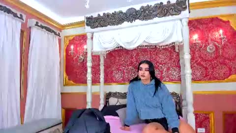 Snapshot of sienna_dark chatting on 06/16/26, 11:46 SinnaDark online show from 06/16/26, 11:46