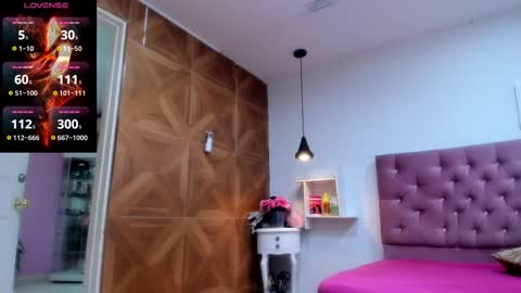 sienna_glow online show from 09/25/25, 12:09