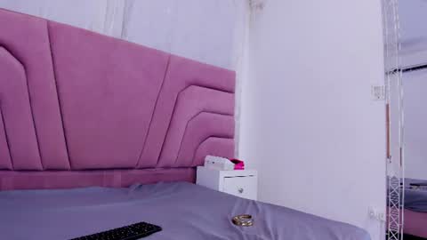 sienna_glow online show from 07/05/26, 03:19