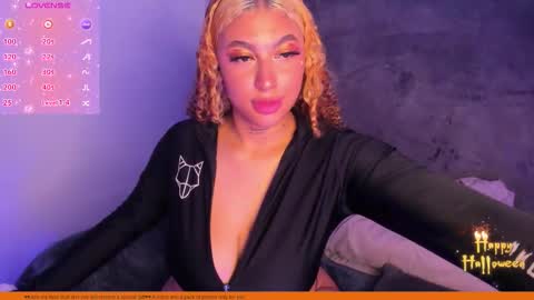 sienna_lux online show from 10/17/25, 01:46