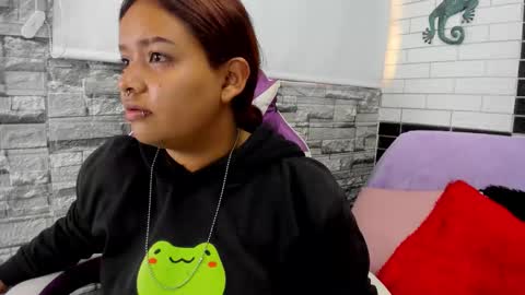 Snapshot of sienna_lux01 chatting on 02/28/26, 11:33 sienna_lux01 online show from 02/28/26, 11:33