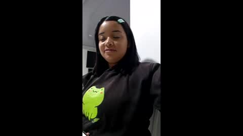 sienna_lux01 online show from 05/22/26, 02:30