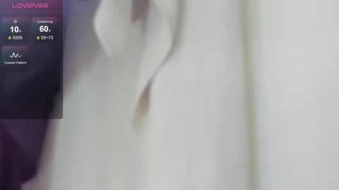 Keira online show from 09/13/25, 11:32