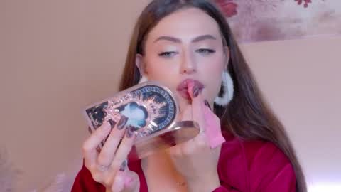 Snapshot of sienna_voss chatting on 05/10/26, 11:32 sienna_voss online show from 05/10/26, 11:32