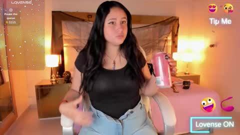 Sienna  online show from 10/30/25, 12:17