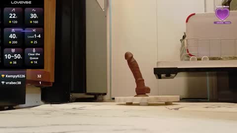 Sienna Luxx online show from 11/10/25, 07:13