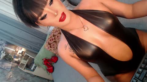 Sierrafina online show from 04/07/26, 04:02