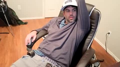 Snapshot of sigmaslayer chatting on 09/17/25, 01:46 sigmaslayer online show from 09/17/25, 01:46