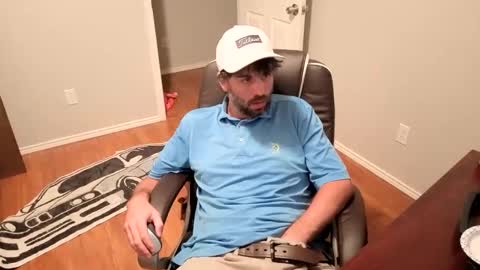 Snapshot of sigmaslayer chatting on 10/05/25, 04:00 sigmaslayer online show from 10/05/25, 04:00