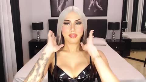 Jenny Hakenson online show from 12/16/24, 05:11