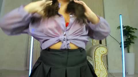 sikorasona online show from 10/13/25, 06:08