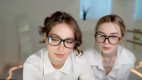 Chilli online show from 02/09/25, 10:42