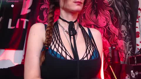 Allmylinkssilentmary666 online show from 02/15/26, 11:45