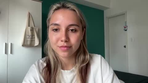 You fav Miss Si online show from 03/21/26, 08:19