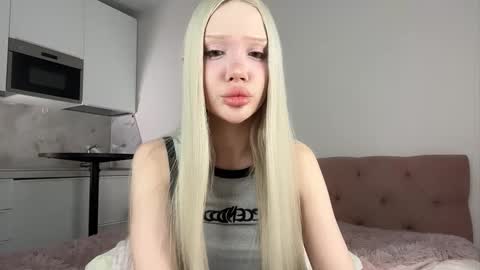Snapshot of siliconepornstar chatting on 10/01/25, 05:52 Diana  online show from 10/01/25, 05:52