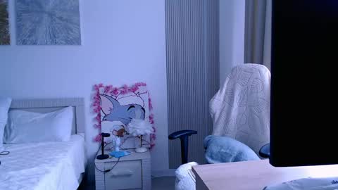 Snapshot of silk_ann chatting on 05/18/26, 11:05 silk_ann online show from 05/18/26, 11:05