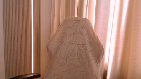 silk_ann online show from 06/16/26, 10:18