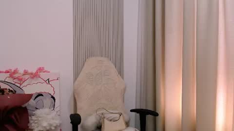 silk_ann online show from 07/10/26, 08:18