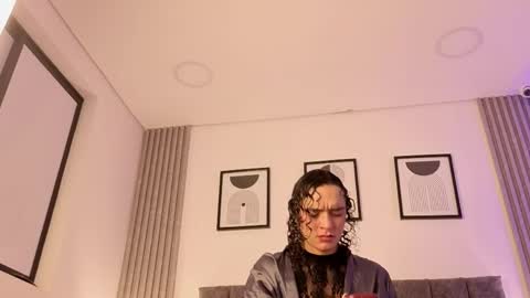 Silk Prince online show from 05/18/26, 12:44