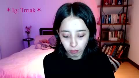 Snapshot of silkbite chatting on 03/04/26, 06:19 silkbite online show from 03/04/26, 06:19