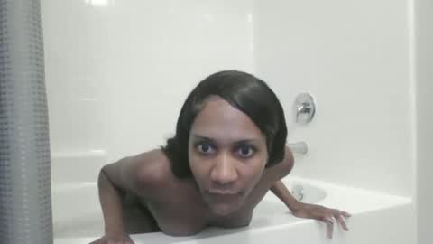 Onyx online show from 04/23/26, 10:23