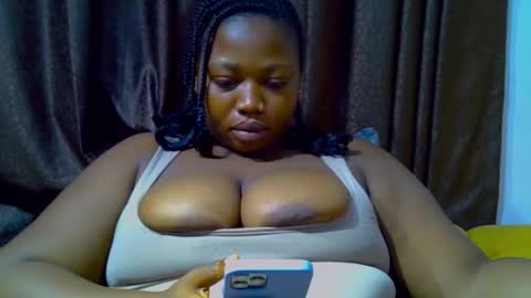 Snapshot of silky_caramel chatting on 09/26/25, 09:46 Caramel online show from 09/26/25, 09:46