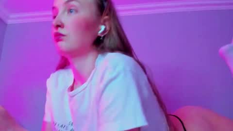 Mila online show from 01/14/26, 09:48