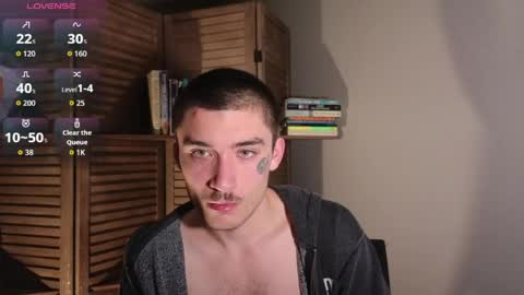 Snapshot of silly_cybin chatting on 05/06/26, 03:35 cybin online show from 05/06/26, 03:35
