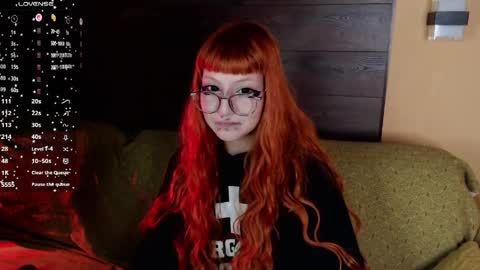 Mia online show from 03/26/26, 10:48