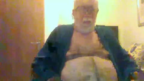 sillyoldman45221063 online show from 04/04/26, 08:50
