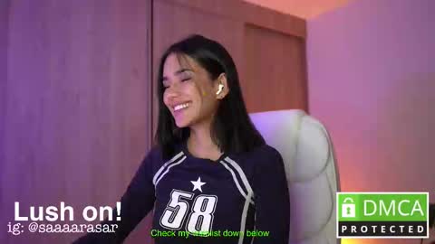 Snapshot of sillysara8 chatting on 12/03/25, 12:18 sara online show from 12/03/25, 12:18