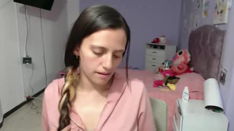 Snapshot of silvanaroberts_ chatting on 12/20/24, 12:30 Rouse online show from 12/20/24, 12:30