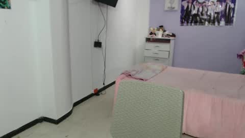 Snapshot of silvanaroberts_ chatting on 03/07/25, 09:48 Rouse online show from 03/07/25, 09:48